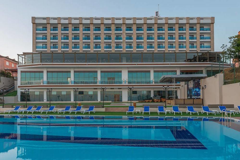 Ramada Resort By Wyndham Unye Exterior foto
